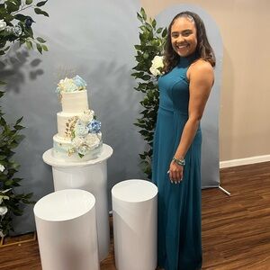 Elegant Teal Sleeveless Gown